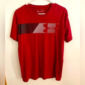 Men’s under armour shirt. Size M